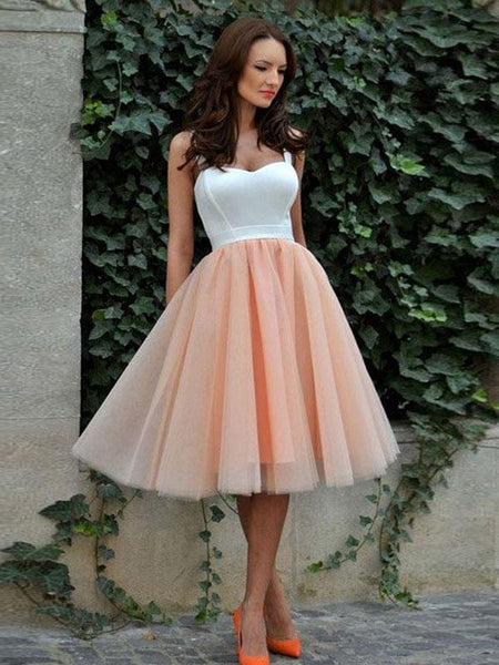 A-Linie/Princess-Linie Spaghettiträger Tüll Ärmellos Knie-Länge Kleid mit Falten