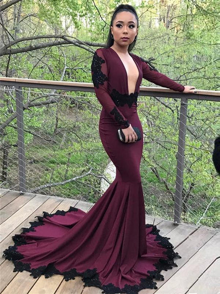 Trompete/Meerjungfrau-Linie Herzausschnitt Lange Ärmel Sweep/Pinsel zug Stretch-Satin Abendkleid mit Applikationen